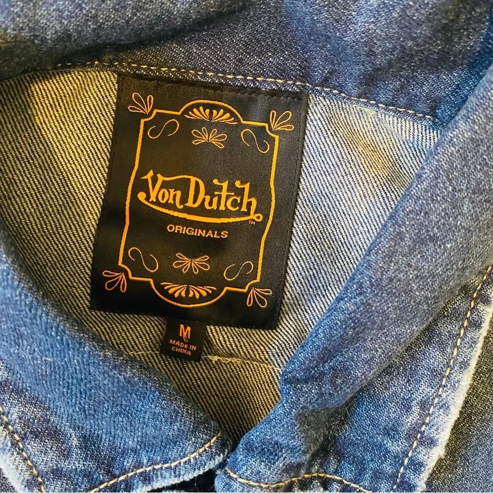 Von Dutch vintage retro embroidered denim shirt jacket Medium